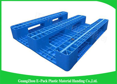 pallet di plastica blu di 800mm * di 1200 con tre corridori, HDPE di plastica del vergine dei pallet di scivoli