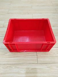 Euro rosso di plastica del vergine che impila il trasportatore dei contenitori 400*300 millimetro che ordina opzione dei coperchi del sistema