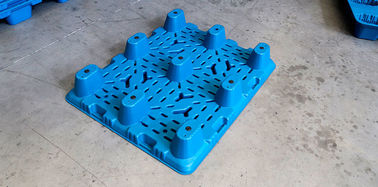 Pallet di plastica convenienti durevoli dell'accendino dei pallet 1000*800 millimetro dello stampaggio mediante soffiatura dello SGS