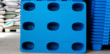 Pallet di plastica convenienti durevoli dell'accendino dei pallet 1000*800 millimetro dello stampaggio mediante soffiatura dello SGS